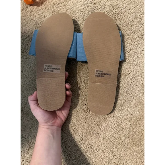 Sole Mates 1B0203FB Blue Chambray Bow Flip Flop Sandals 8-9 - Picture 4 of 4